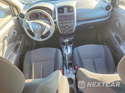 Zdjęcie 8 z 12 samochodu: 2016 NISSAN VERSA 1.6 SV VIN:3N1CN7AP1GL846432 - miniatura