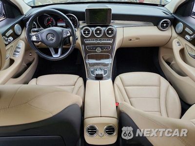 Zdjęcie 8 z 12 samochodu: 2015 MERCEDES-BENZ C 300 4MATIC VIN:55SWF4KB8FU057442 - miniatura