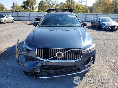 Piąte zdjęcie samochodu w środku: 2022 VOLVO XC60 B6 INSCRIPTION VIN:YV4062RL1N1083556 - miniatura