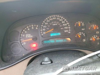 Zdjęcie 9 z 14 samochodu: 2004 CHEVROLET SUBURBAN K1500 VIN:1GNFK16Z74J125391 - miniatura
