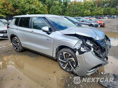 Czwarte zdjęcie samochodu z boku: 2023 MITSUBISHI OUTLANDER SE VIN:JA4T5UA9XPZ014636 - miniatura