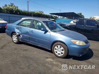 Czwarte zdjęcie samochodu z boku: 2004 TOYOTA CAMRY LE VIN:4T1BE32K44U801194 - miniatura