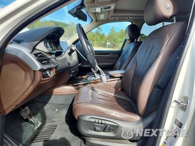 Zdjęcie 7 z 13 samochodu: 2014 BMW X5 XDRIVE35I VIN:5UXKR0C50E0K43707 - miniatura