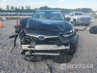 Piąte zdjęcie samochodu w środku: 2021 TOYOTA HIGHLANDER HYBRID XLE VIN:5TDHARAHXMS012023 - miniatura