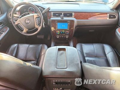 Zdjęcie 8 z 13 samochodu: 2009 GMC YUKON XL C1500 SLT VIN:1GKFC36069R199675 - miniatura