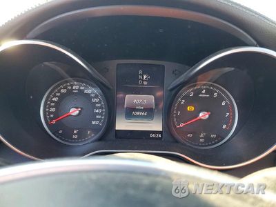 Zdjęcie 9 z 12 samochodu: 2015 MERCEDES-BENZ C 300 VIN:55SWF4JB3FU050576 - miniatura