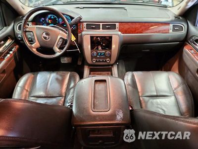 Zdjęcie 8 z 12 samochodu: 2010 GMC SIERRA K1500 SLT VIN:3GTRKWE38AG286376 - miniatura