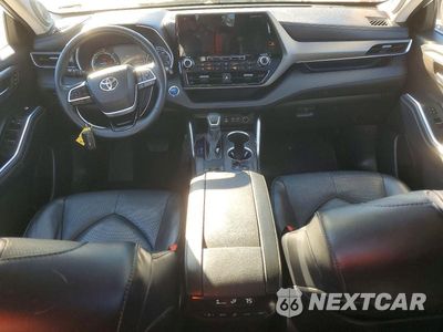 Zdjęcie 8 z 13 samochodu: 2022 TOYOTA HIGHLANDER HYBRID LIMITED VIN:5TDXBRCHXNS084962 - miniatura