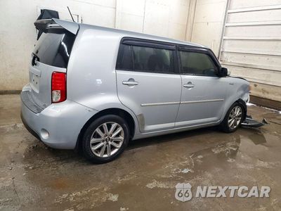 Trzecie zdjęcie samochodu z tyłu: 2013 SCION XB 10 SERIES VIN:JTLZE4FE9DJ041413 - miniatura