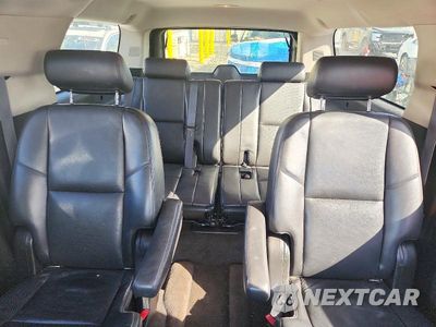 Zdjęcie 10 z 13 samochodu: 2010 CHEVROLET SUBURBAN K1500 LTZ VIN:1GNUKKE36AR103826 - miniatura