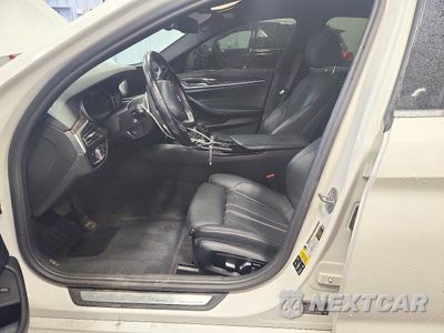 Zdjęcie 7 z 12 samochodu: 2017 BMW 530 XI VIN:WBAJA7C3XHG458242 - miniatura