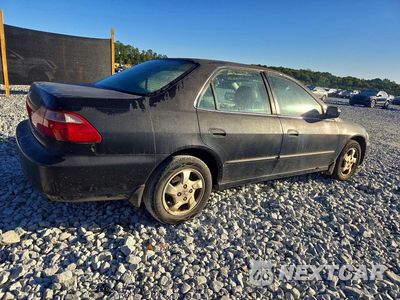 Trzecie zdjęcie samochodu z tyłu: 2000 HONDA ACCORD EX VIN:1HGCG5669YA129895 - miniatura