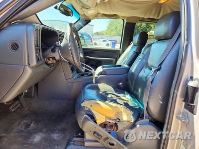 Zdjęcie 7 z 12 samochodu: 2004 GMC NEW SIERRA C1500 VIN:2GTEC19T041259629 - miniatura