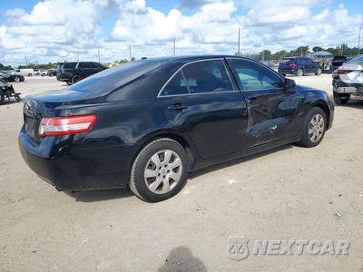 Trzecie zdjęcie samochodu z tyłu: 2011 TOYOTA CAMRY LE VIN:4T1BF3EK6BU762288 - miniatura