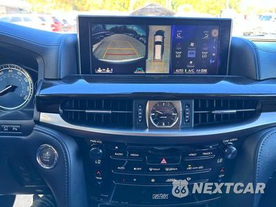 Zdjęcie 13 z 13 samochodu: 2017 LEXUS LX 570 VIN:JTJHY7AX9H4249978 - miniatura