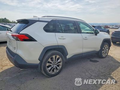 Trzecie zdjęcie samochodu z tyłu: 2021 TOYOTA RAV4 XLE PREMIUM VIN:2T3A1RFV3MW163235 - miniatura