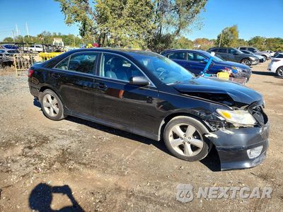 Czwarte zdjęcie samochodu z boku: 2011 TOYOTA CAMRY SE V6 VIN:4T1BK3EK8BU124295 - miniatura