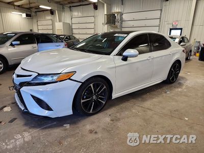 2020 TOYOTA CAMRY XSE 4T1K61BK4LU015511 - główne zdjęcie licytacji z USA - miniatura