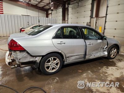 Trzecie zdjęcie samochodu z tyłu: 2007 HONDA ACCORD EX VIN:1HGCM56817A211788 - miniatura