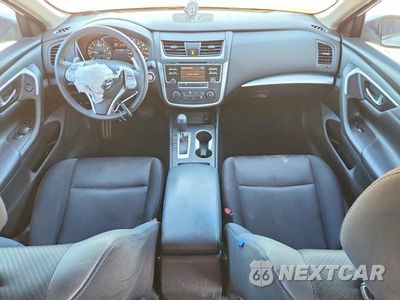 Zdjęcie 8 z 12 samochodu: 2017 NISSAN ALTIMA 2.5 SR VIN:1N4AL3AP7HC161518 - miniatura
