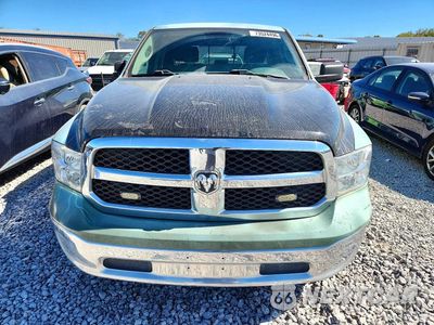 Piąte zdjęcie samochodu w środku: 2019 RAM 1500 CLASSIC SLT VIN:1C6RR6TT8KS657634 - miniatura