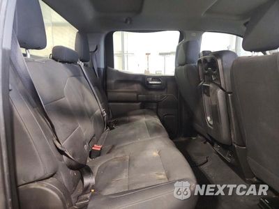 Zdjęcie 10 z 13 samochodu: 2021 CHEVROLET SILVERADO K1500 CUSTOM VIN:1GCUYBEF4MZ149564 - miniatura