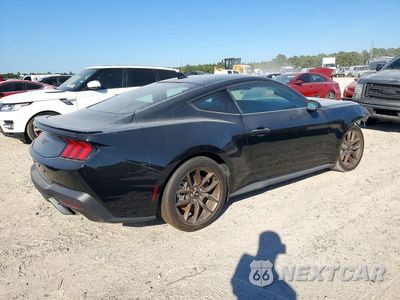 Trzecie zdjęcie samochodu z tyłu: 2025 FORD MUSTANG GT VIN:1FA6P8CF6S5418952 - miniatura