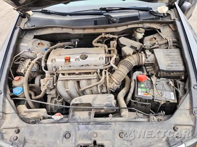 Zdjęcie 11 z 12 samochodu: 2011 HONDA ACCORD LXP VIN:1HGCP2F45BA089125 - miniatura