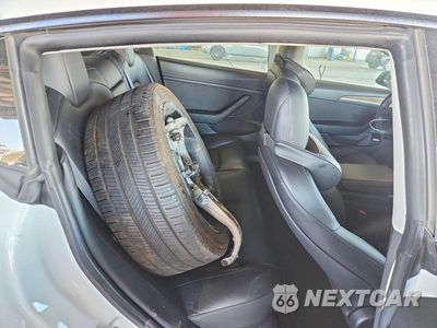 Zdjęcie 10 z 12 samochodu: 2021 TESLA MODEL 3 VIN:5YJ3E1EBXMF078582 - miniatura