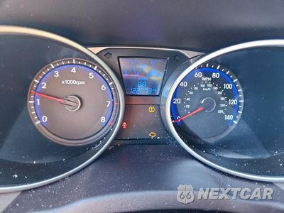 Zdjęcie 9 z 13 samochodu: 2015 HYUNDAI TUCSON GLS VIN:KM8JT3AF7FU063190 - miniatura