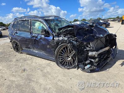 Czwarte zdjęcie samochodu z boku: 2022 BMW X7 ALPINA XB7 VIN:5UXCX6C19N9K25793 - miniatura