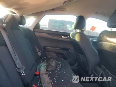 Zdjęcie 10 z 12 samochodu: 2022 KIA K5 LXS VIN:5XXG14J26NG137288 - miniatura