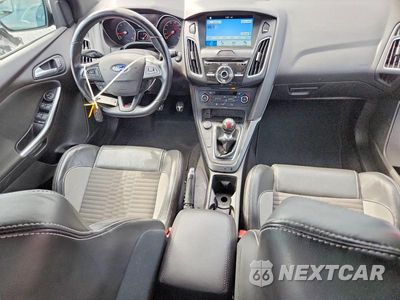 Zdjęcie 8 z 12 samochodu: 2016 FORD FOCUS ST VIN:1FADP3L9XGL257691 - miniatura