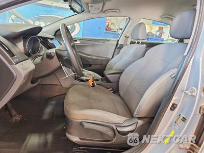 Zdjęcie 7 z 12 samochodu: 2014 HYUNDAI SONATA GLS VIN:5NPEB4ACXEH843813 - miniatura