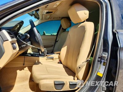 Zdjęcie 7 z 12 samochodu: 2016 BMW 320 I VIN:WBA8E1G59GNU10589 - miniatura
