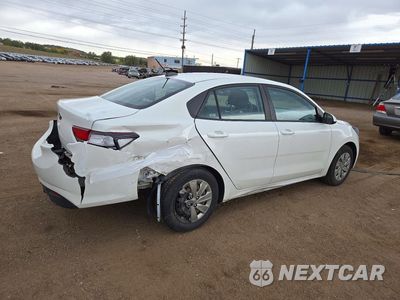 Trzecie zdjęcie samochodu z tyłu: 2020 KIA RIO S VIN:3KPA24AD4LE278273 - miniatura