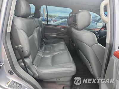 Zdjęcie 11 z 13 samochodu: 2010 LEXUS LX 570 VIN:JTJHY7AX0A4041266 - miniatura