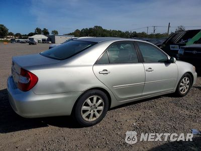Trzecie zdjęcie samochodu z tyłu: 2002 TOYOTA CAMRY XLE V6 VIN:4T1BF30K02U538022 - miniatura