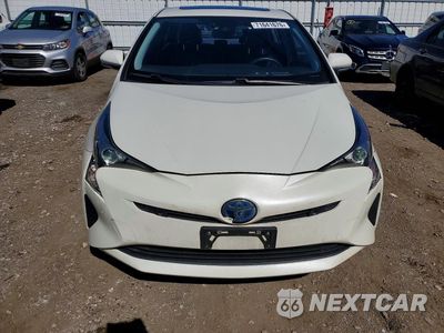 Piąte zdjęcie samochodu w środku: 2018 TOYOTA PRIUS FOUR VIN:JTDKARFU4J3548698 - miniatura