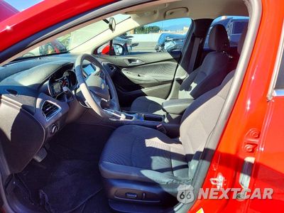 Zdjęcie 7 z 13 samochodu: 2017 CHEVROLET CRUZE LT VIN:3G1BE6SM3HS516444 - miniatura