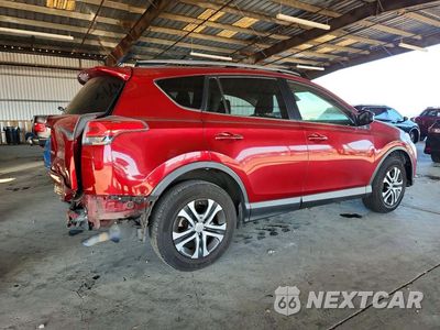 Trzecie zdjęcie samochodu z tyłu: 2018 TOYOTA RAV4 LE VIN:JTMBFREV9JD229724 - miniatura