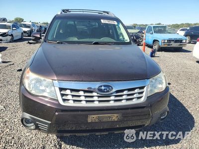 Piąte zdjęcie samochodu w środku: 2013 SUBARU FORESTER TOURING VIN:JF2SHAGC7DH406650 - miniatura