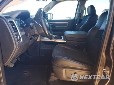 Zdjęcie 7 z 12 samochodu: 2018 RAM 1500 SLT VIN:1C6RR6LT8JS191816 - miniatura