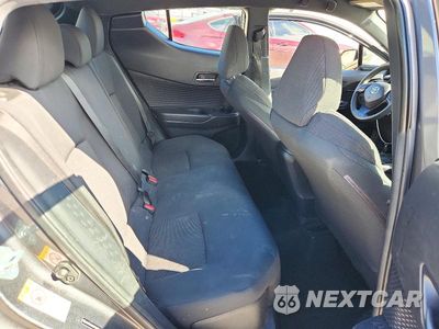 Zdjęcie 10 z 12 samochodu: 2019 TOYOTA C-HR LE VIN:NMTKHMBX9KR078424 - miniatura