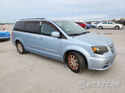 Czwarte zdjęcie samochodu z boku: 2013 CHRYSLER TOWN & COUNTRY TOURING VIN:2C4RC1BG1DR690853 - miniatura