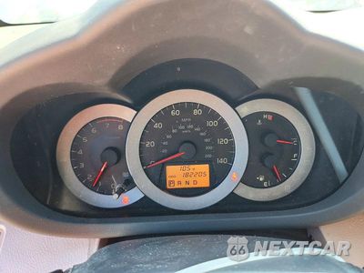 Zdjęcie 9 z 14 samochodu: 2011 TOYOTA RAV4 BASE VIN:JTMZF4DV9B5033006 - miniatura
