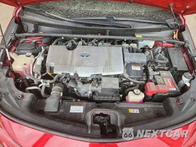 Zdjęcie 11 z 12 samochodu: 2017 TOYOTA PRIUS PRIME PREMIUM VIN:JTDKARFP3H3011373 - miniatura