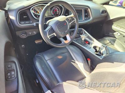 Zdjęcie 8 z 12 samochodu: 2016 DODGE CHALLENGER SXT VIN:2C3CDZAG6GH143031 - miniatura