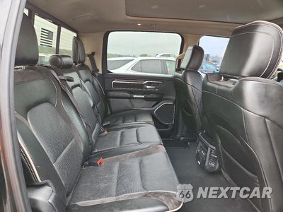 Zdjęcie 10 z 13 samochodu: 2019 RAM 1500 LARAMIE VIN:1C6SRFJT3KN504825 - miniatura