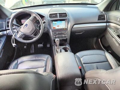 Zdjęcie 8 z 13 samochodu: 2018 FORD EXPLORER XLT VIN:1FM5K8D89JGA01392 - miniatura